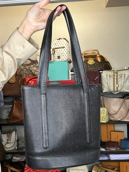 MCM Leather Bucket Tote Black Gold Hardware Structured Mini Tote Luxury Vintage - Picture 5 of 16